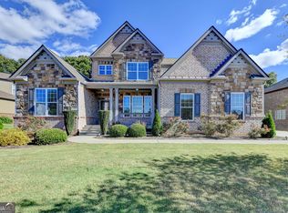 5305 Scenic Valley Dr, Cumming, GA 30040