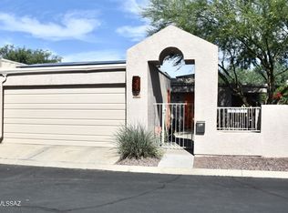 3511 N Brookhaven Ln, Tucson, AZ 85712