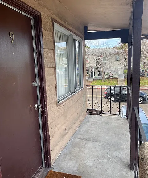 1099 Turquoise St #14 — Photo 5