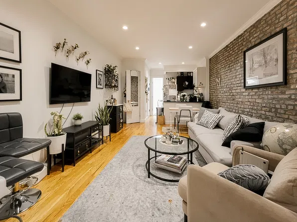 323 East 78th Street image 1 of 6