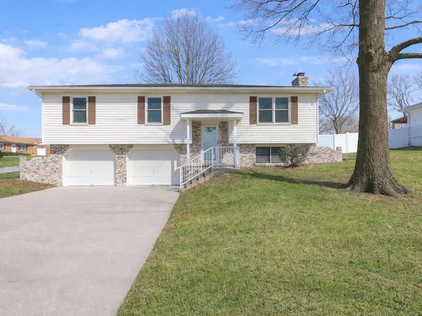 800 S Grant Ave, Marshall, MO 65340