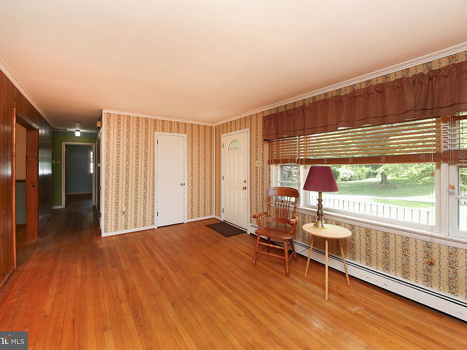 1125 Laurelwood Rd, Pottstown, PA 19465 Zillow