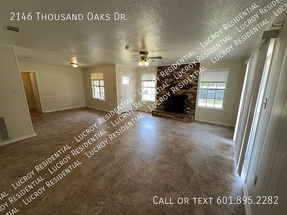 3rd image of 2146 Thousand Oaks Dr