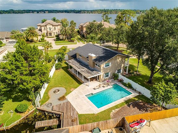 4th image of 303 Brantley Harbor Dr