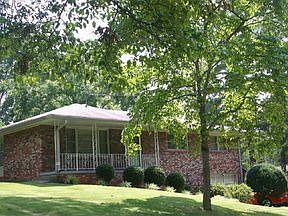 1st image of 119 Stalcup Dr SW