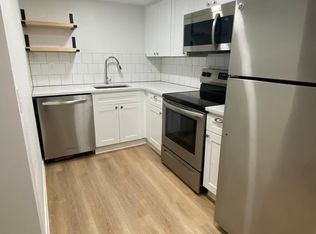 76 NE Dekum St #B, Portland, OR 97211
