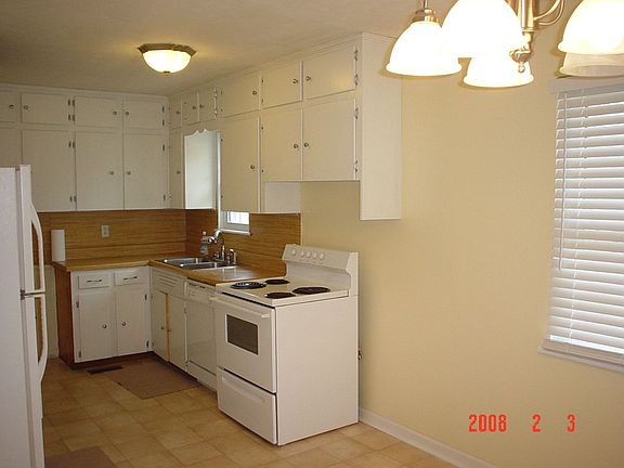 4th image of 1620 Dogwood Dr