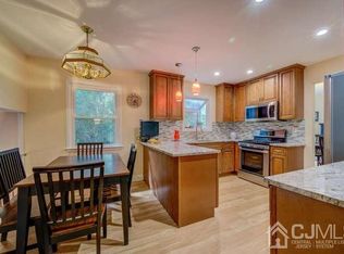 75 Parker Rd, Plainsboro, NJ 08536