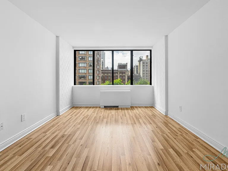 153 E 32nd St #6G — Photo 3