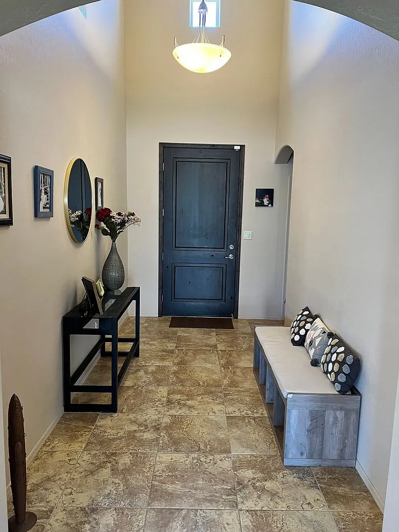 4 Bedroom 3 Bath Home! — Photo 3