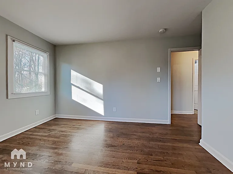 6143 Castle Ct — Photo 13