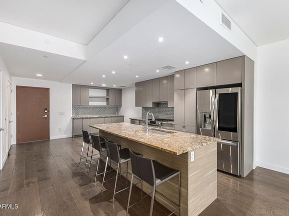 2nd image of 2300 E CAMPBELL Avenue #104