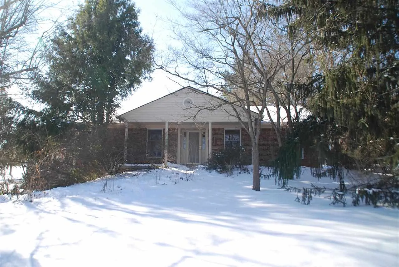 711 E Grandview Dr photo 1