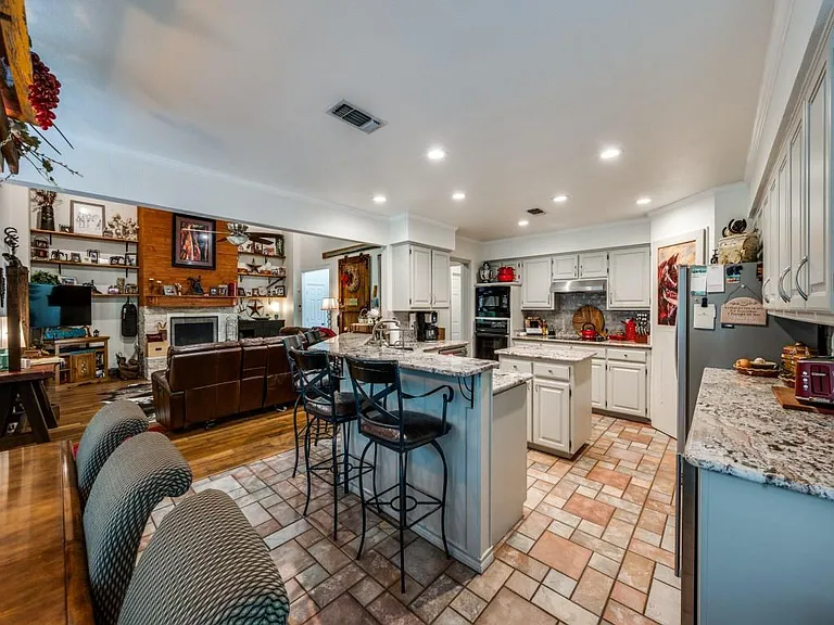 116 Cayuga Trl — Photo 8