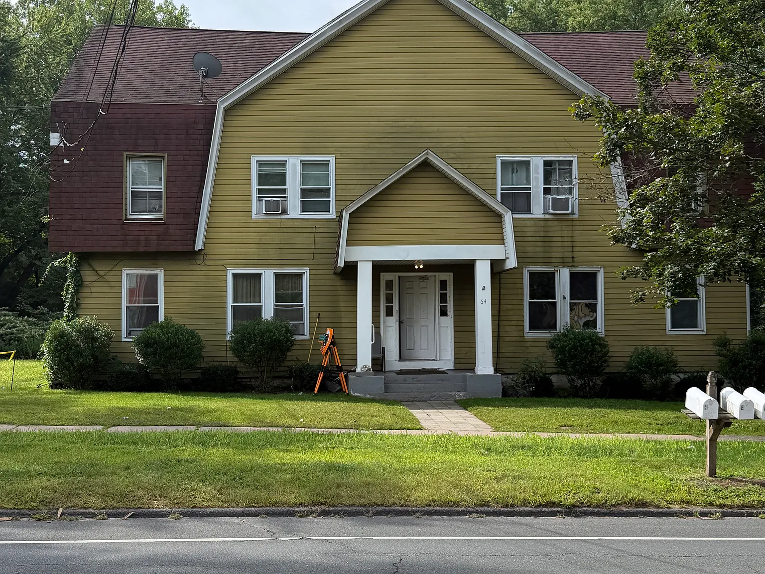 2 bed, 800 sqft, $1,650 — Photo 1