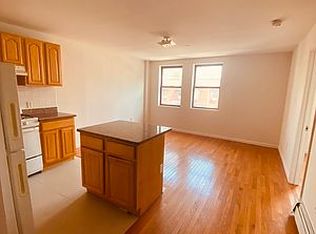 86 S 4th St #2A, Brooklyn, NY 11249