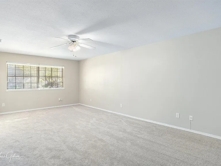 7617 Tampa Way — Photo 20