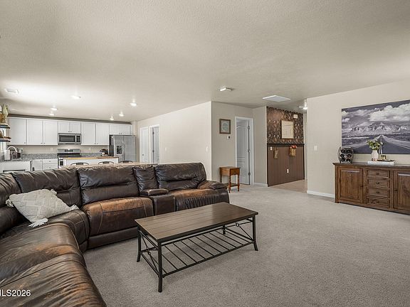 5th image of 8941 Quail Falls Dr