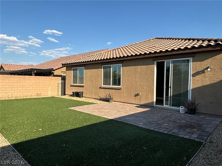 7466 Campbell Ranch Ave — Photo 28