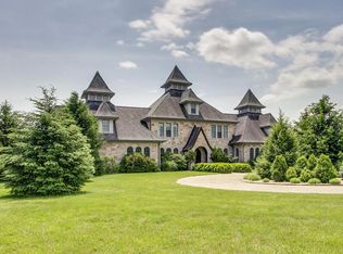 8275 Auburn Rdg, Martinsville, IN 46151