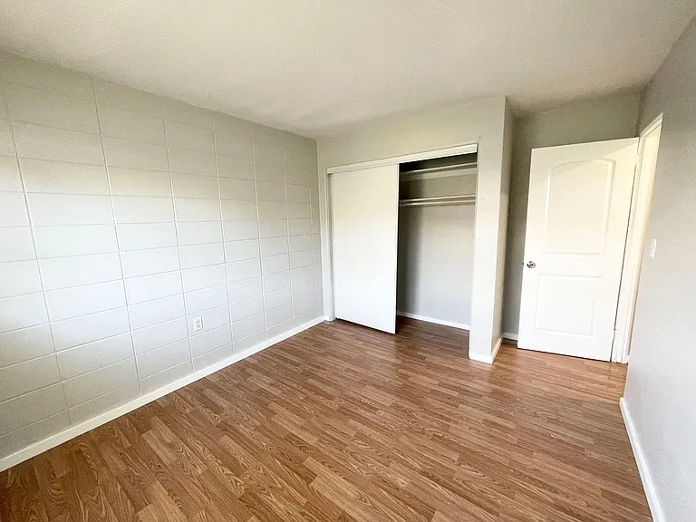 1343 W Point Dr #1 — Photo 11