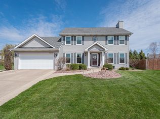 9232 Auburn Ct, Racine, WI 53406