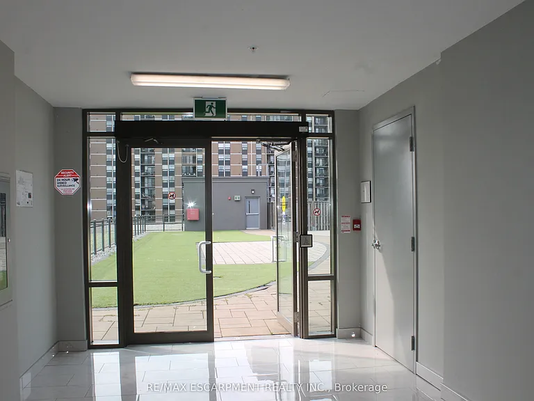 35 Southshore Cres #316 — Photo 25