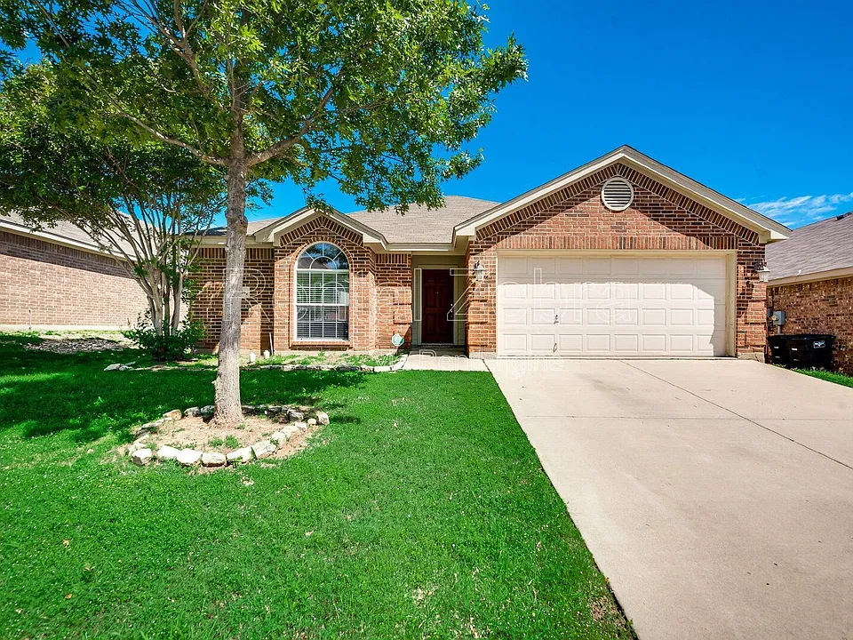 4216 Summersweet Ln