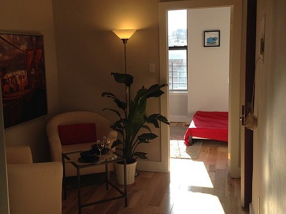 4th image of 397 Chauncey St APT 2