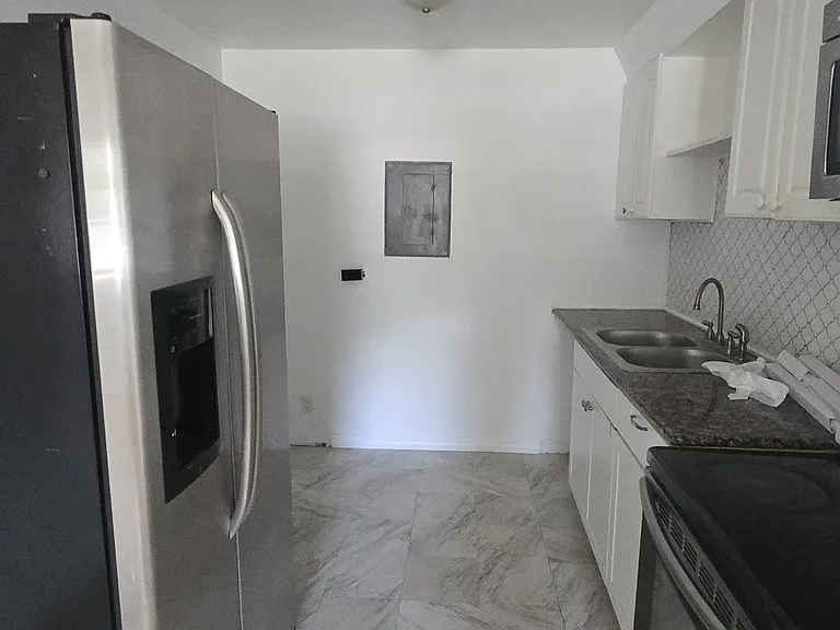 3085 Areca Ave #1 — Photo 8