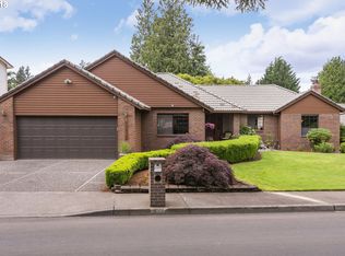 16505 NE San Rafael Dr, Portland, OR 97230