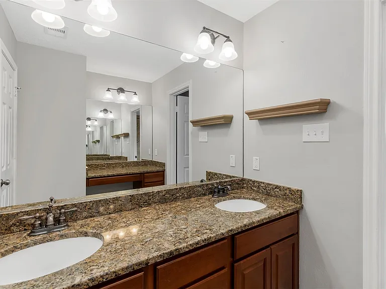 16210 Chipstead Dr — Photo 25