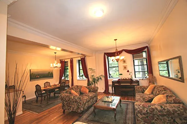 Rented by Eric Goodman Realty Corp | media 8