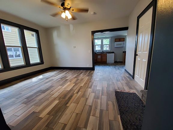 Dining room - new tile!