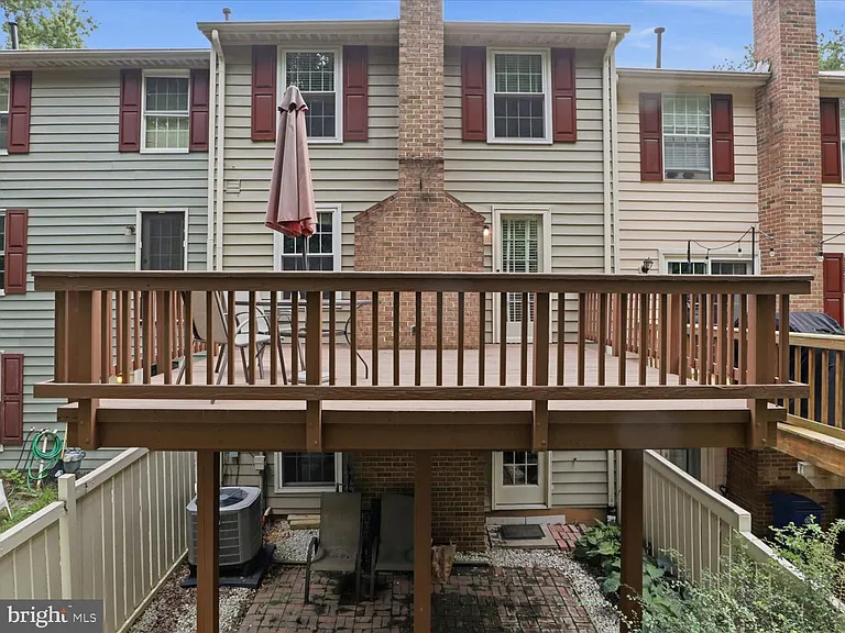 1563 Autumn Ridge Cir — Photo 23