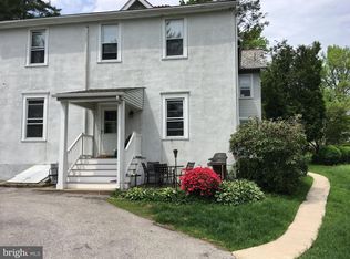 19 Lowrys Ln #2A, Bryn Mawr, PA 19010