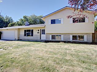 1460 NW 5th Ct, Gresham, OR 97030