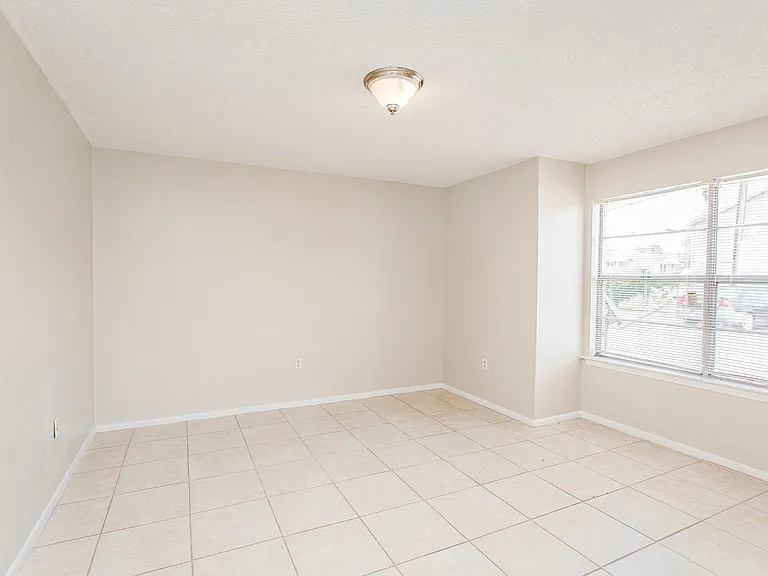 5235 Kimberlin Ave #C — Photo 3