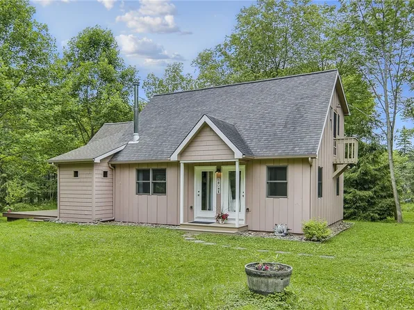 1854 Ellis Hollow Rd, Ithaca, NY 14850