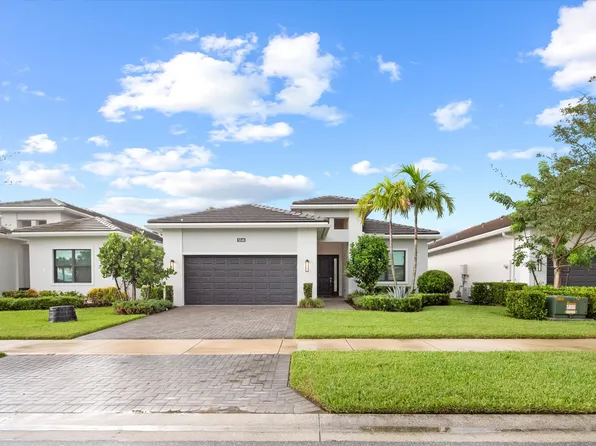 5546 Saint Armands Way, Loxahatchee, FL 33470