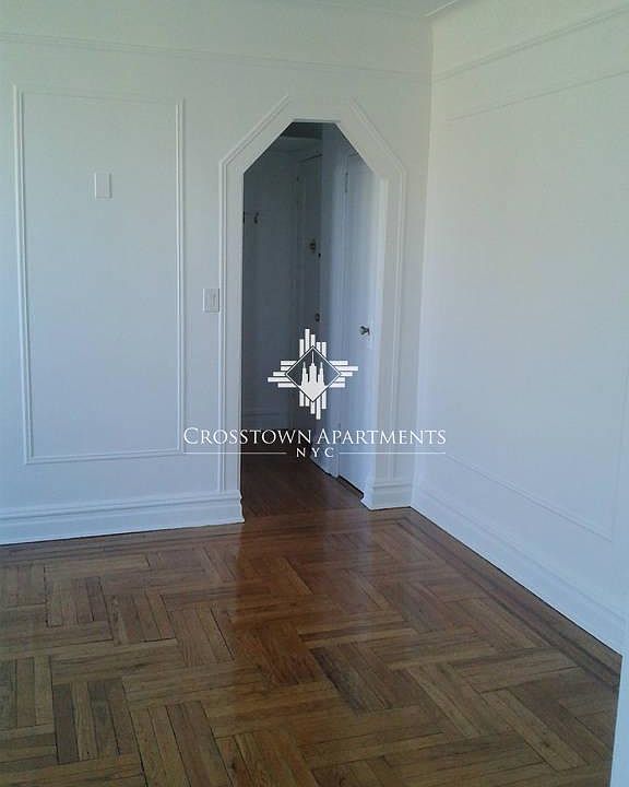 2nd image of 2555 33rd St #Jk