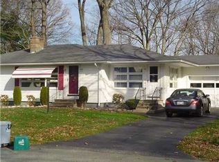 47 Tomahawk Trl, Cranston, RI 02921