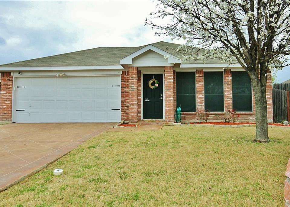 1st image of 1604 Kelly Ln
