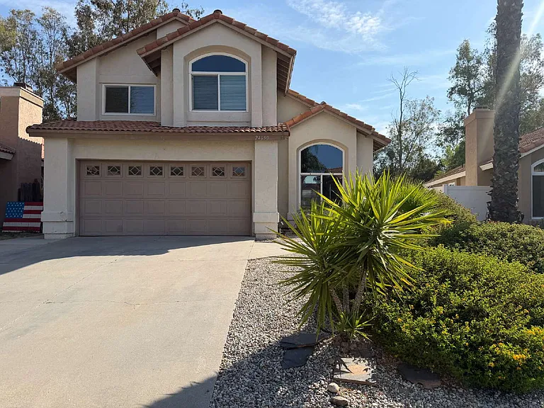 24650 Leafwood Dr — Photo 2