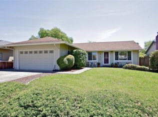 8573 Loretto Ave, Cotati, CA 94931