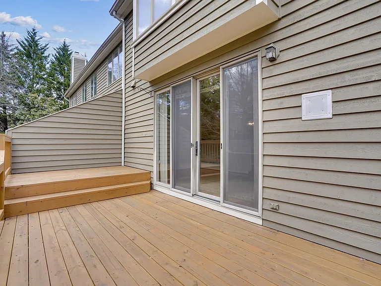 5205 Columbia Rd #9 — Photo 21