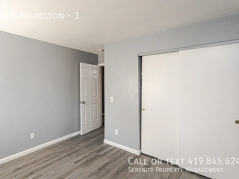2044 Arlington Ave #1 — Photo 10