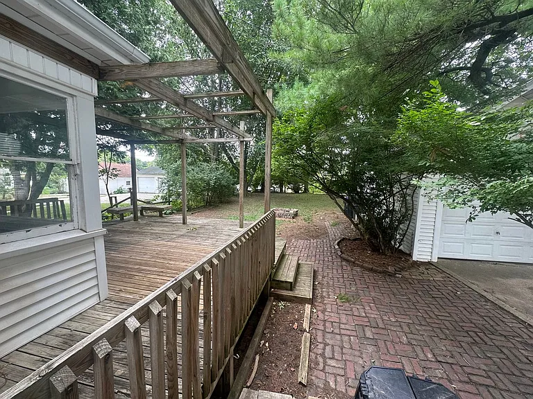 305 Phoenix Ave — Photo 14