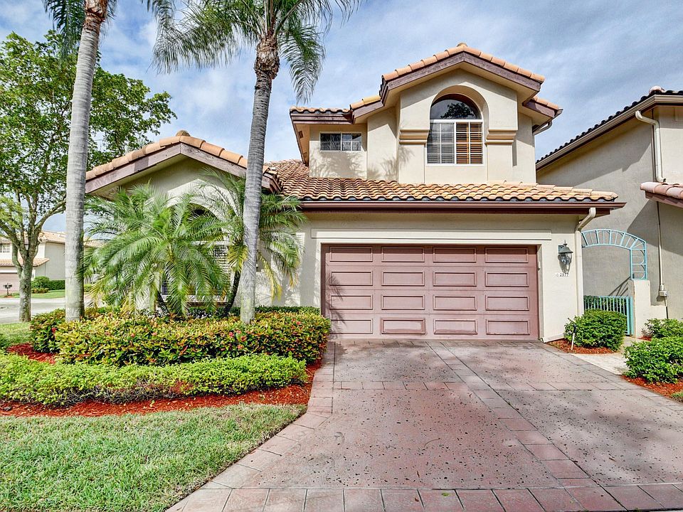 Home For Sale In Broken Sound Country Club