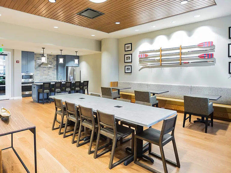 Clubroom with plenty of space for studying or relaxing with friends